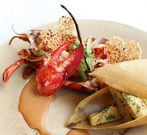 料理イメージ(旬の野菜とオマール海老の鉄板焼)