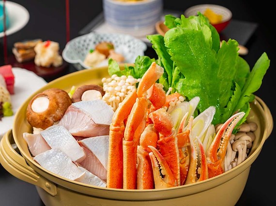 12月おすすめ　寒鰤とズワイ蟹の鍋コース　イメージ